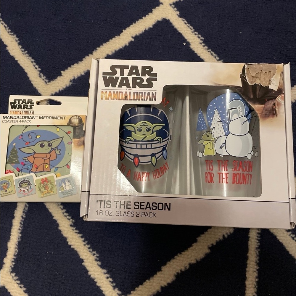 Collectibles Star Wars Mandalorian cups and coasters set